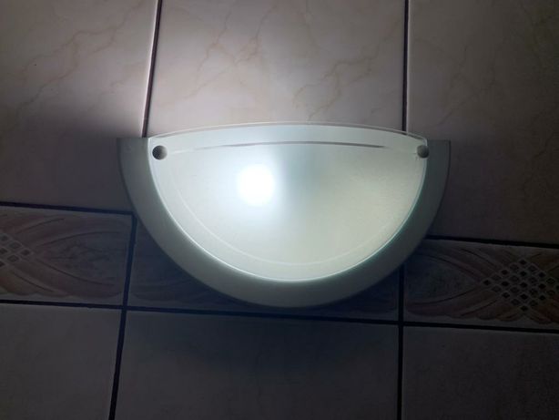 Oświetlenie do łazienki lampa