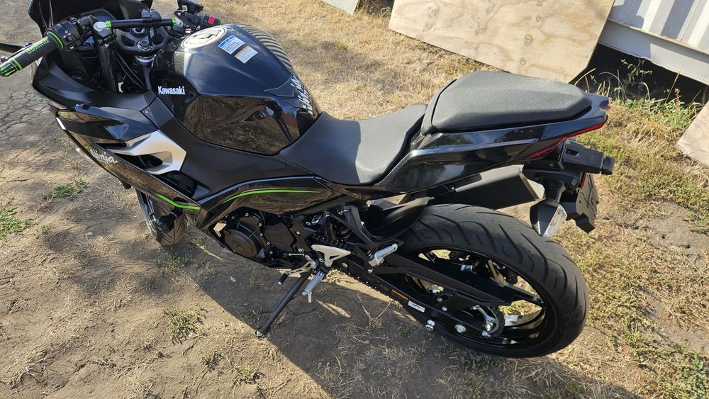 Kawasaki Ninja 400 з Японії без пробігу по Україні мотоцикл кавасакі