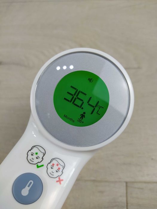 Braun No touch BNT400 Termometr bezdotykowy OPIS