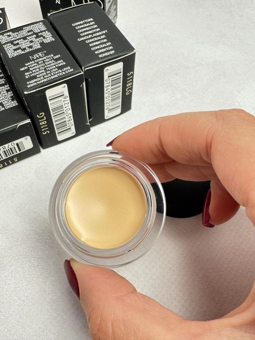 Консилер Nars у шайбі шайба Vanilla