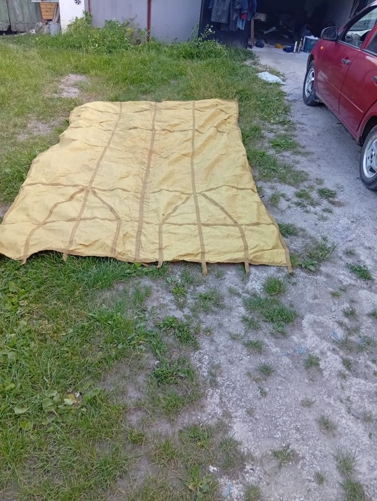 Продам  накидку на машину