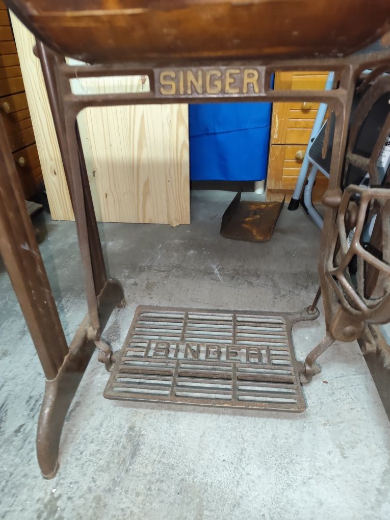 Máquina de costura Singer