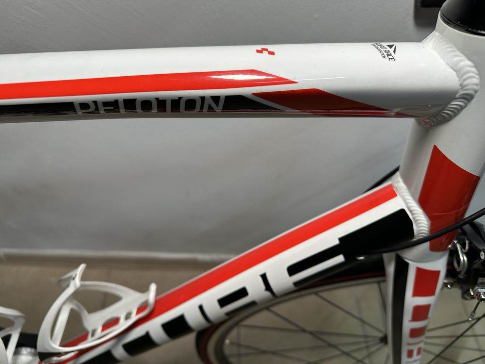 Rower szosowy CUBE PELOTON grupa Sora