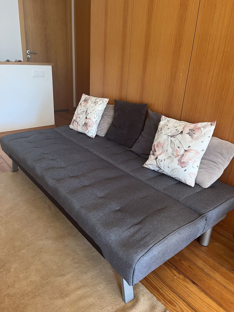 Sofa cama cinzento