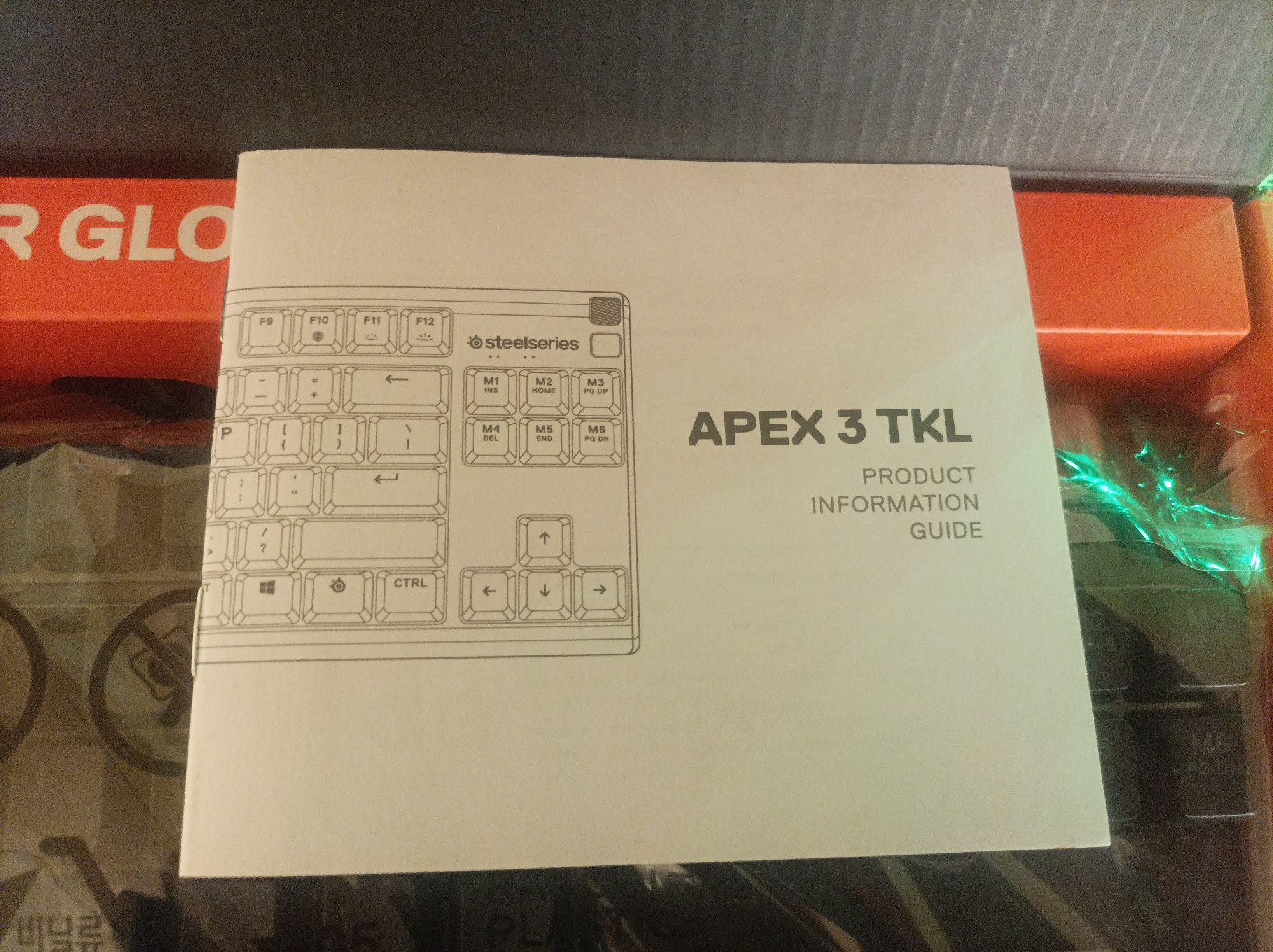 Klawiatura Apex.