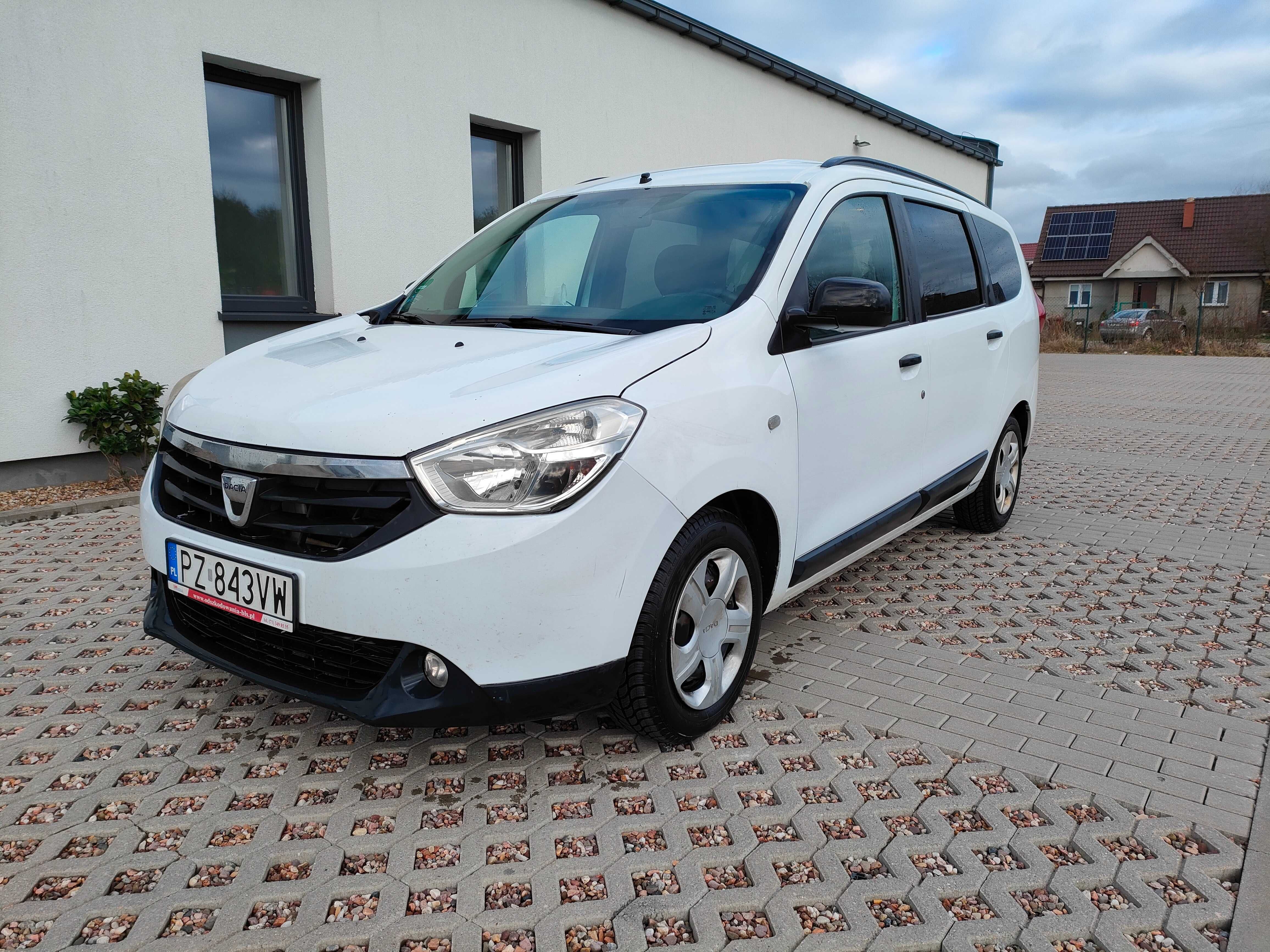 Dacia Lodgy 1.6 SCe Ambiance S&S salon Polska 2016, hak, gaz