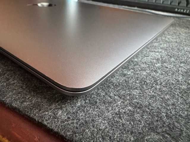 Apple Macbook air M1 ssd 256gb 8gb spacegrey a2337
