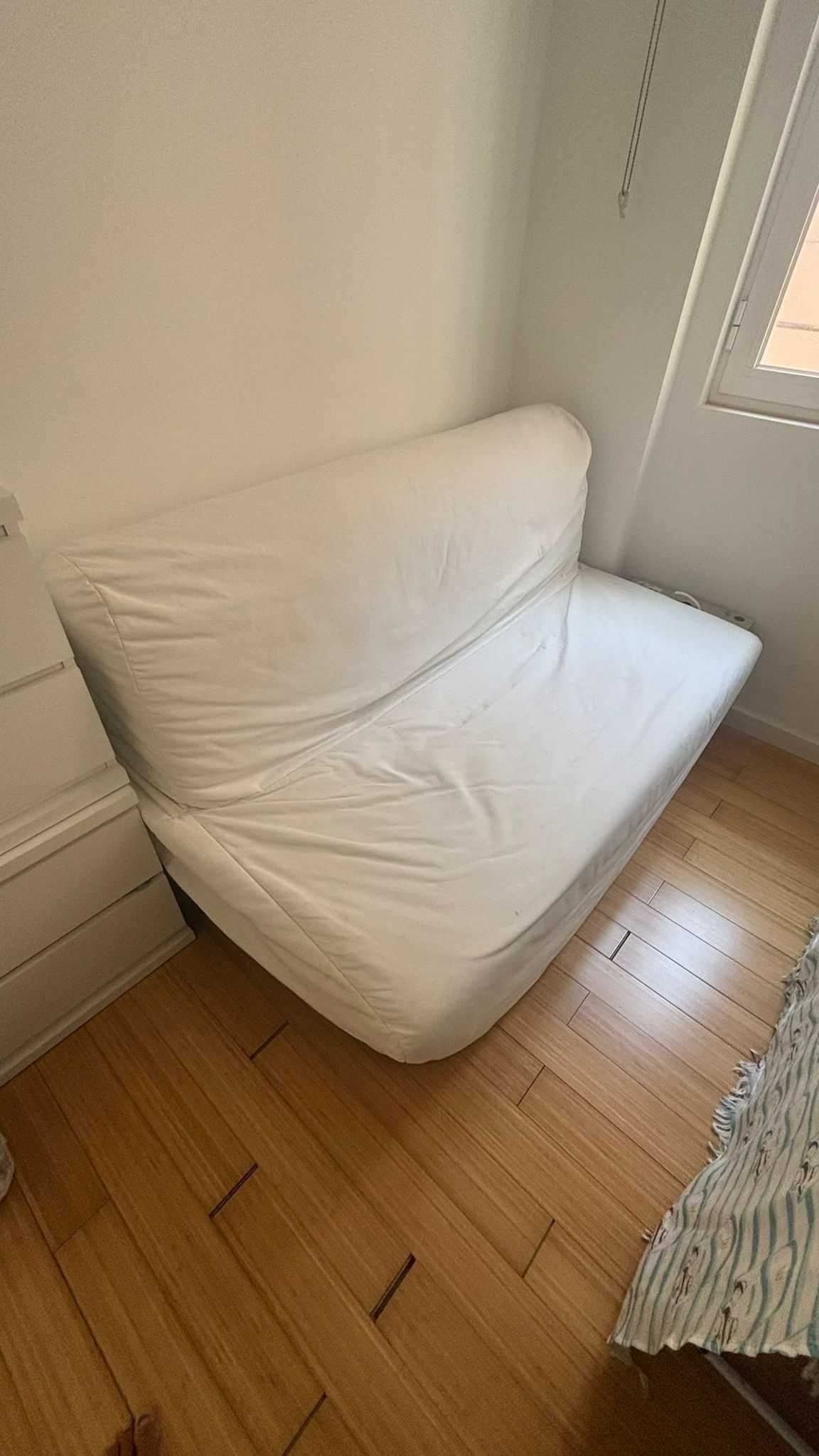 Sofá Cama IKEA 2 lugares LYCKSELE LÖVÅS