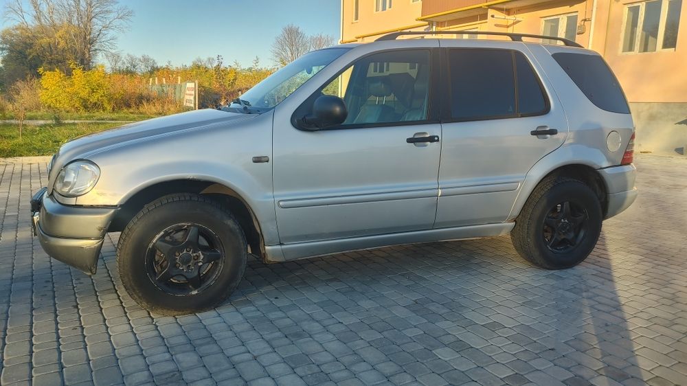Продам Мерседес ML320
