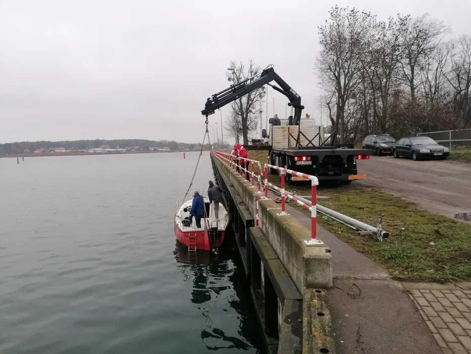 Transport HDS usługi transportowe dźwigowe BUS XXL przewóz towarów