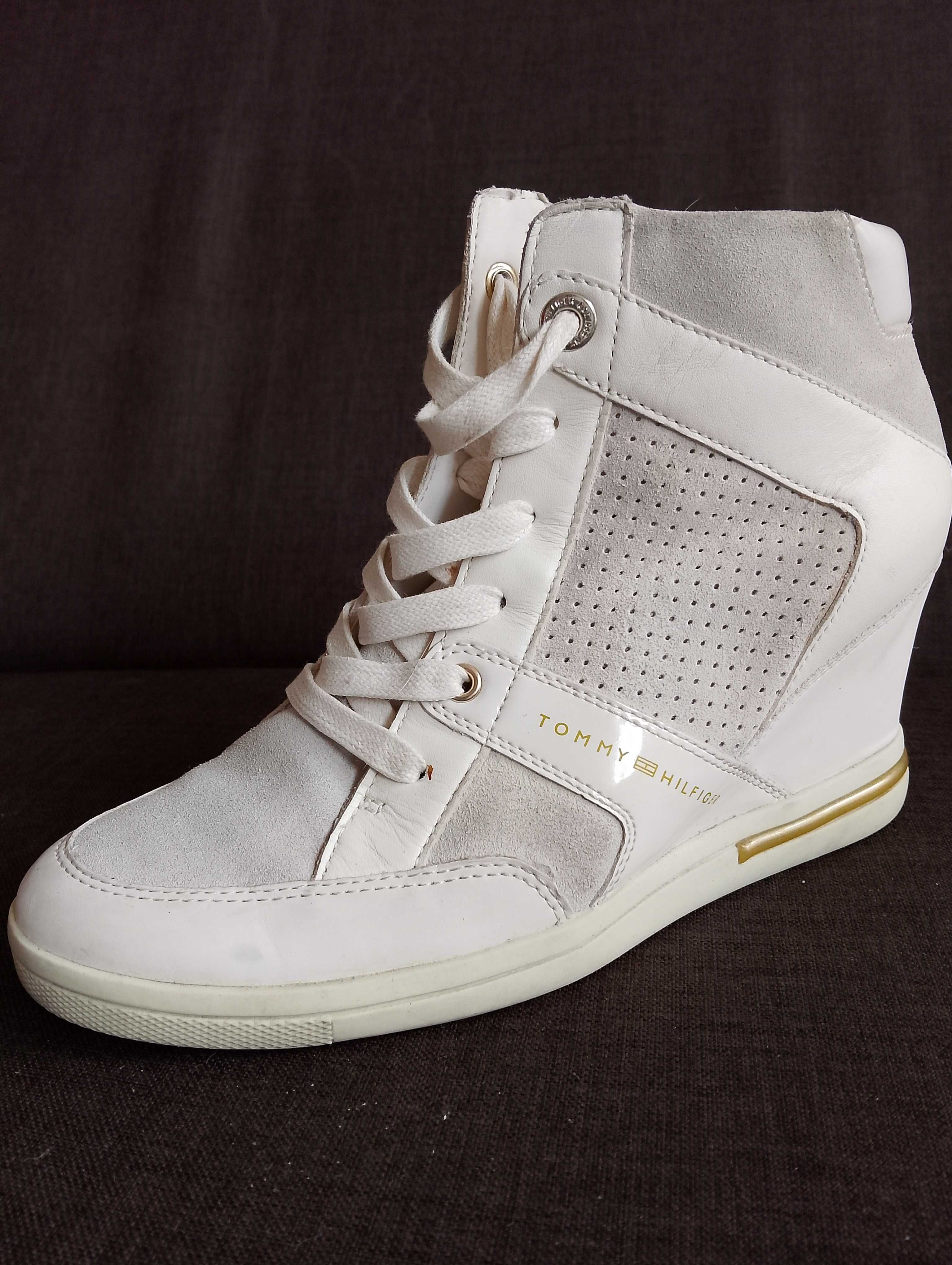 Tommy Hilfiger. Botki damskie.