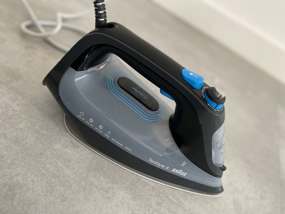 Ferro a Vapor BRAUN TexStyle 9 – Pouco Uso, Excelente Estado!