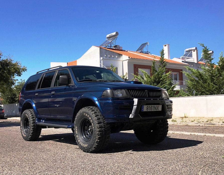 Mitsubishi Pajero Sportwagon 2.5 TDI – 1999 – Muito Estimado