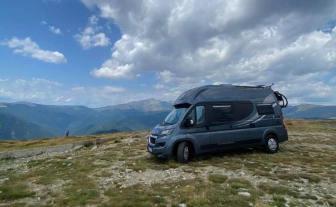 Luksusowy Camper Campervan  Globe Traveller Kamper
