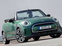 MINI Cabrio Cooper Premium Essential Auto