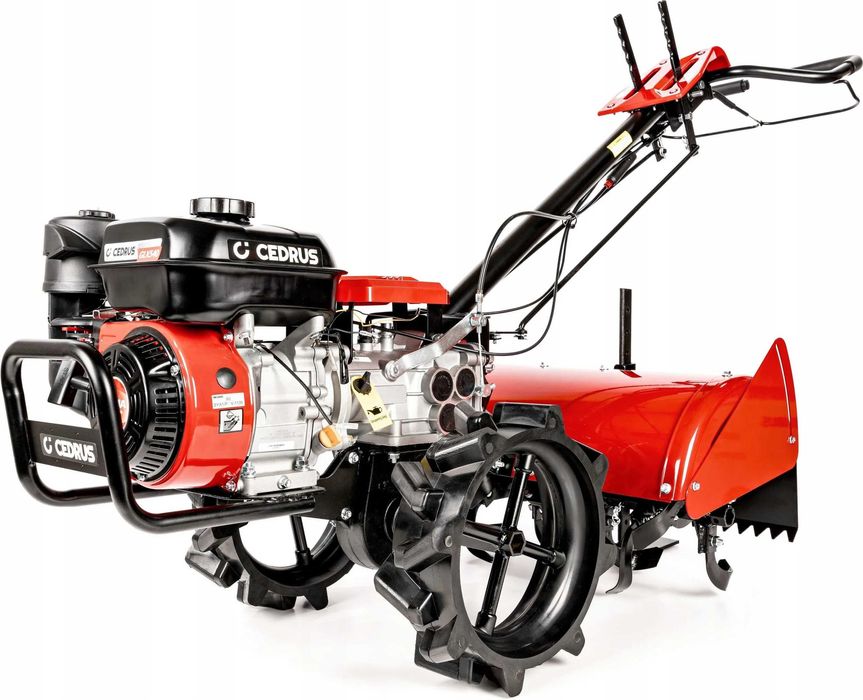 Usługa rębakiem spalinow żeym i glebogryzarką i łuparką