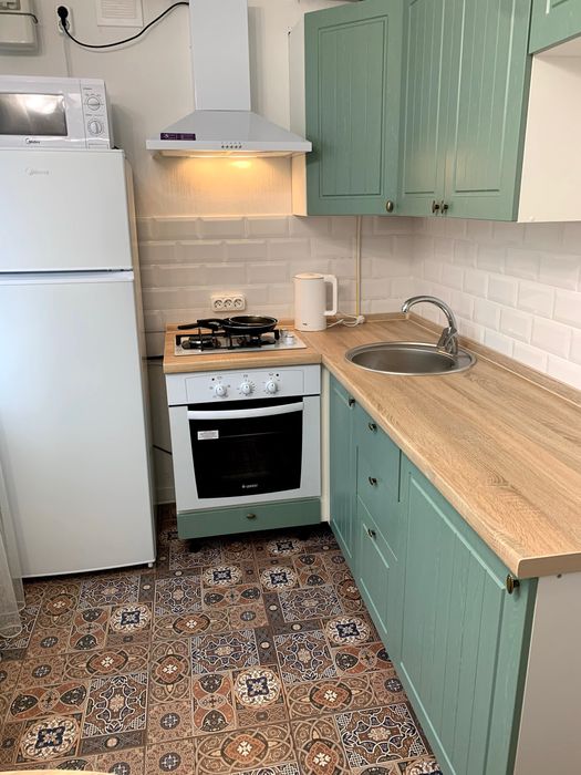 Продам 1ку с ремонтом , мебелью . Район рынка , Авроры