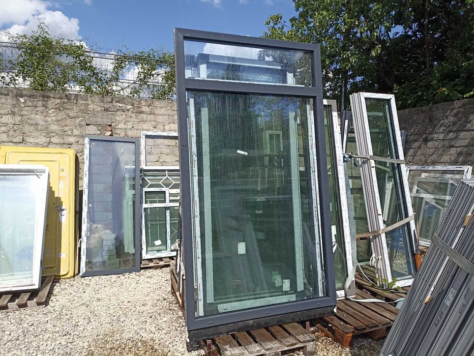 Okno pcv FIX 147/259 ANTRACYT  trzy szybowe