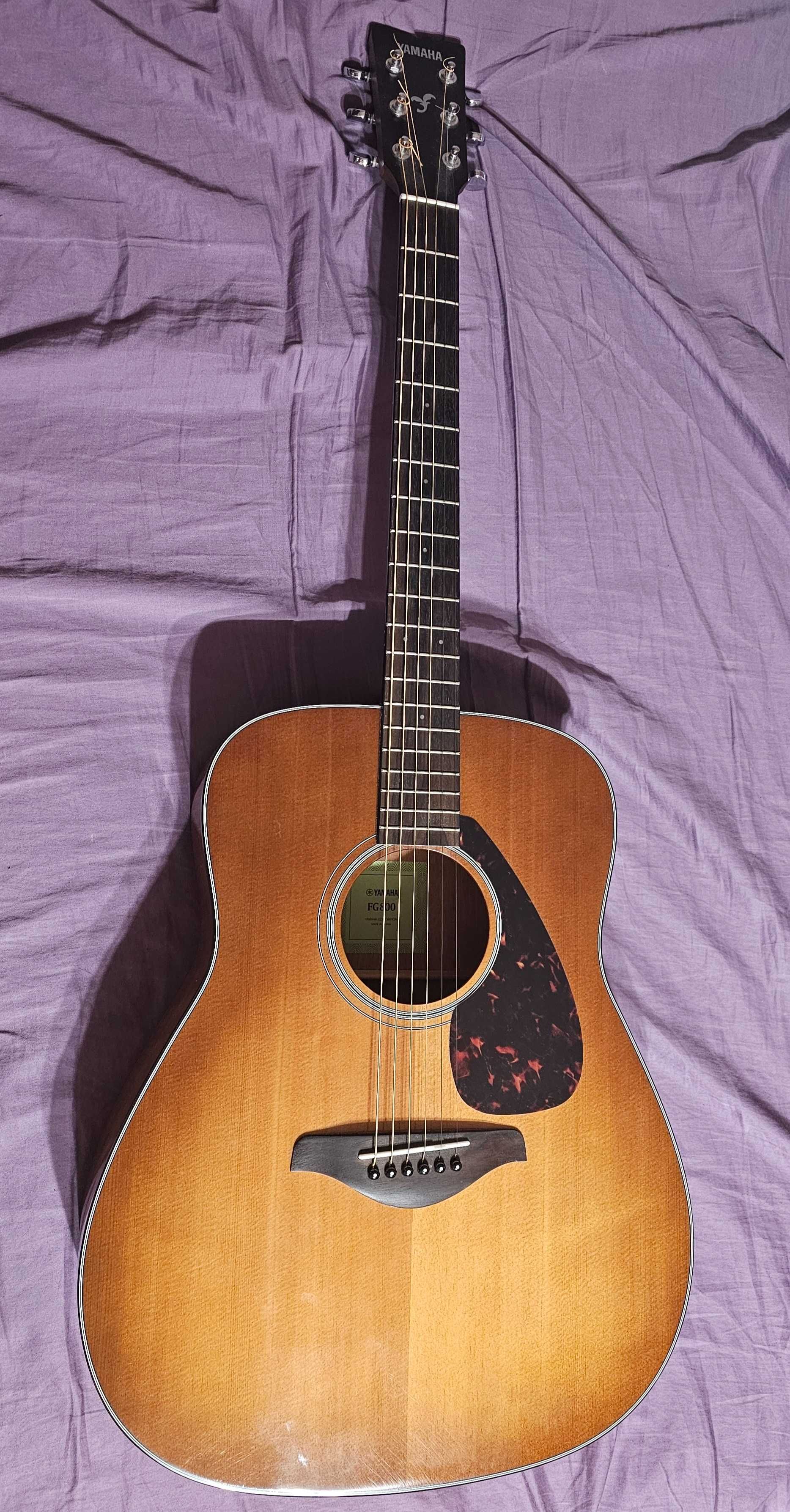 Гітара Yamaha FG 800