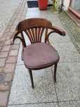 Krzesło THONET z podłokietnikiem tapicerowane 8 sztuk.