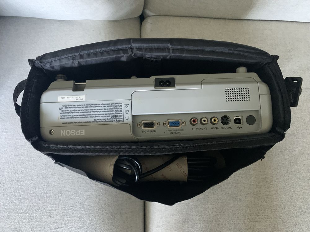 Projektor EPSON EMP-S5