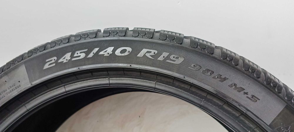 2X 245/40R19 98H Pirelli PZero Winter Run Flat 60AK