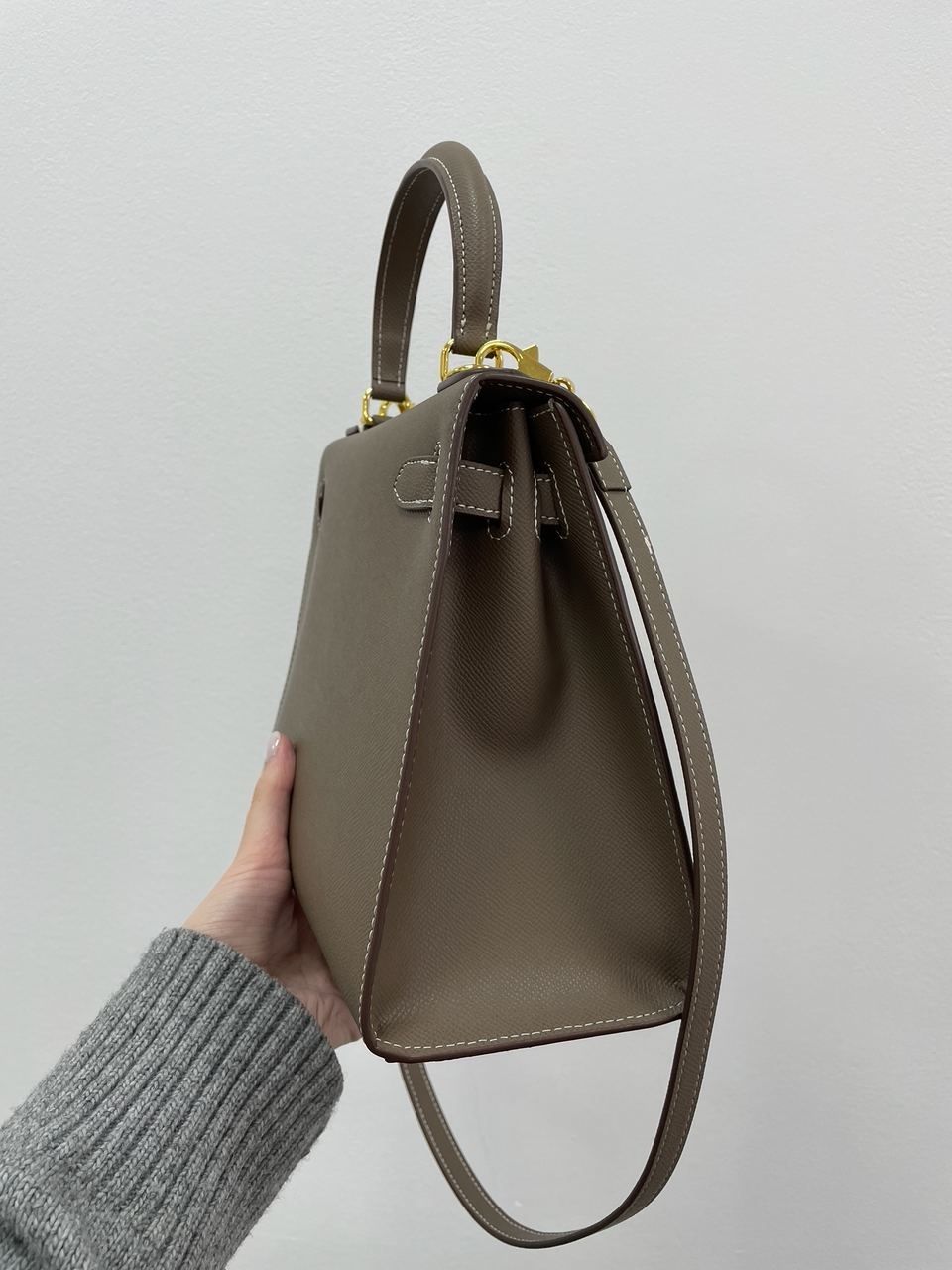 Сумка жіноча Hermes Kelly 25 Grey/Gold