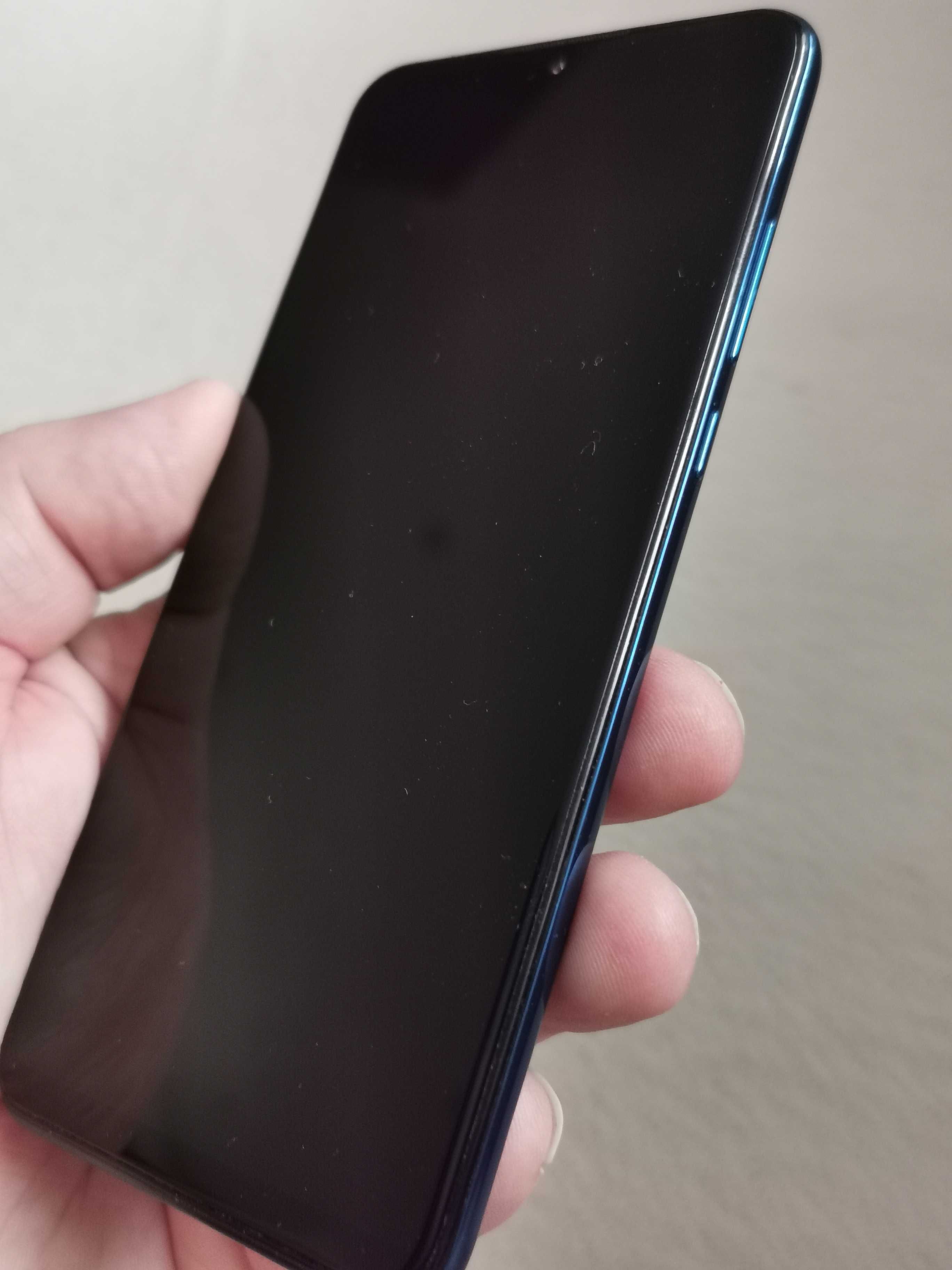 Telefon HUAWEI P30 lite