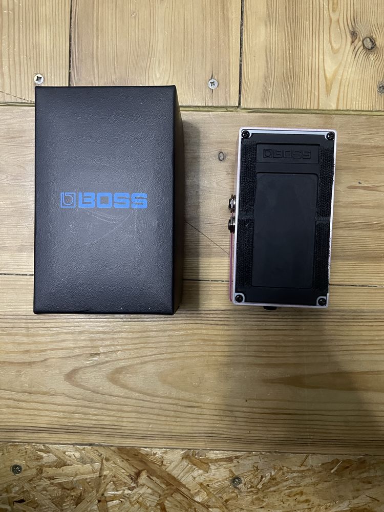 Boss dm-2w delay waza craft