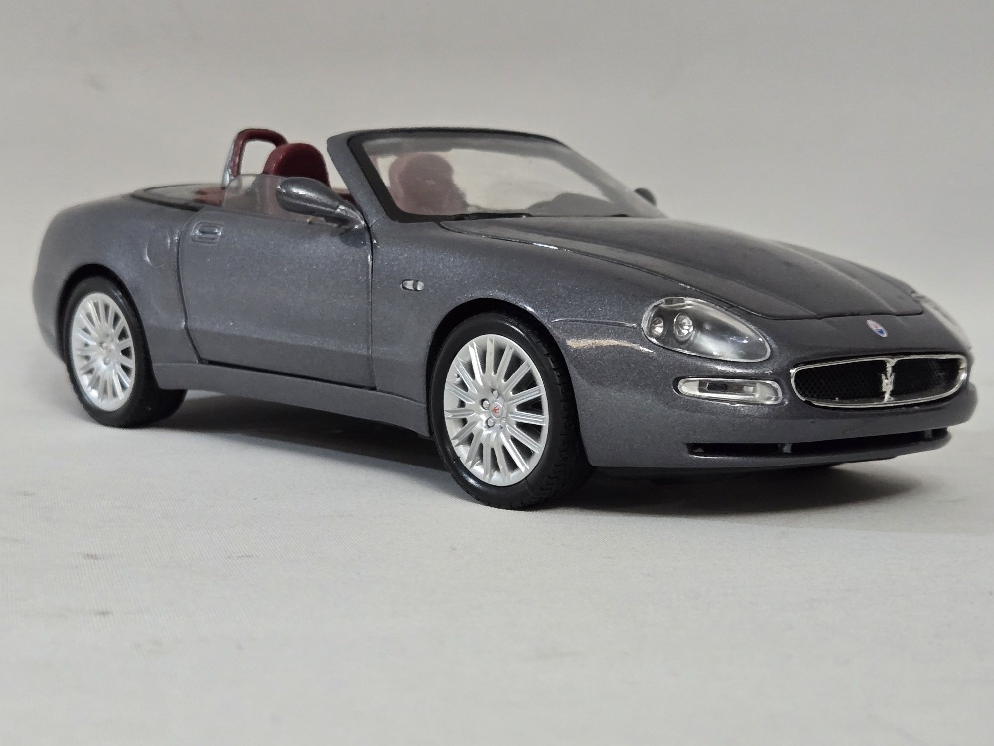 Miniatura Maserati Spider 1/18