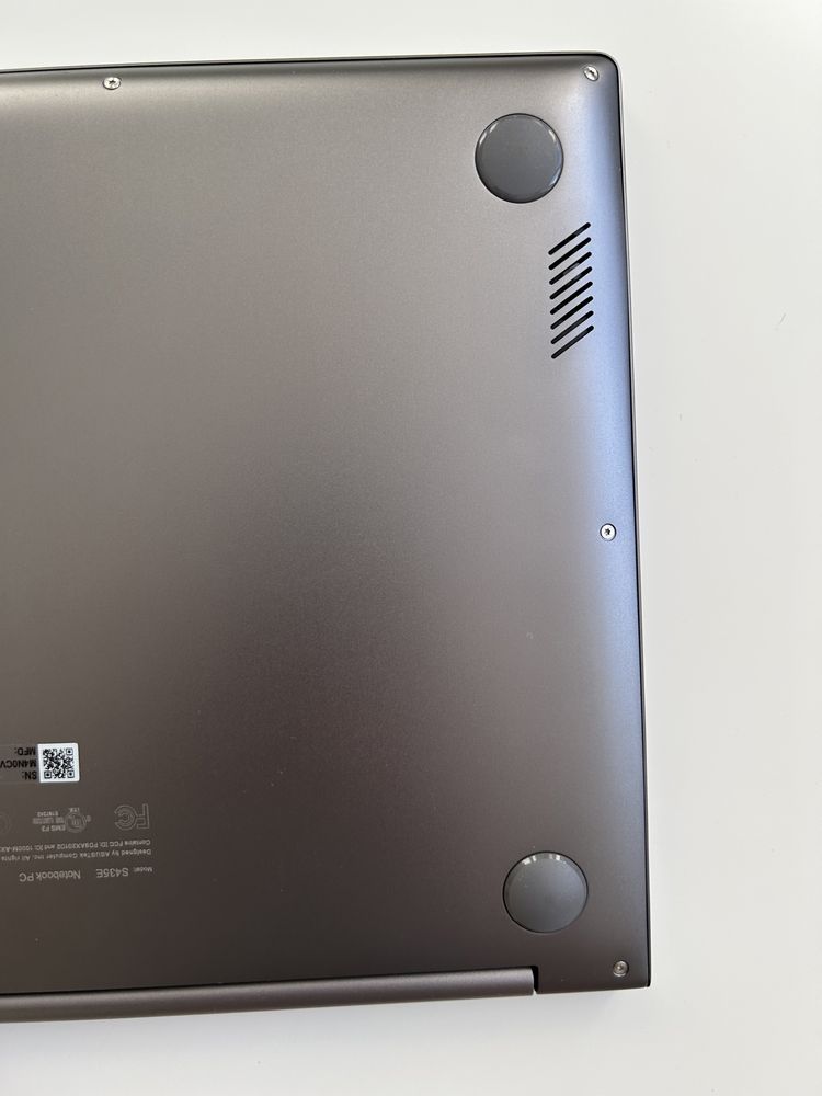 Ноутбук ASUS VivoBook S14 S435EA