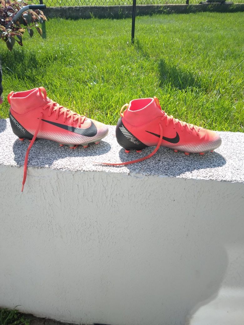 Buty korki rozmiar 36