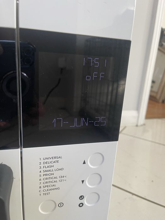 Autoklaw NSK iClave Plus – stan bardzo dobry – tylko 6 mies. używany