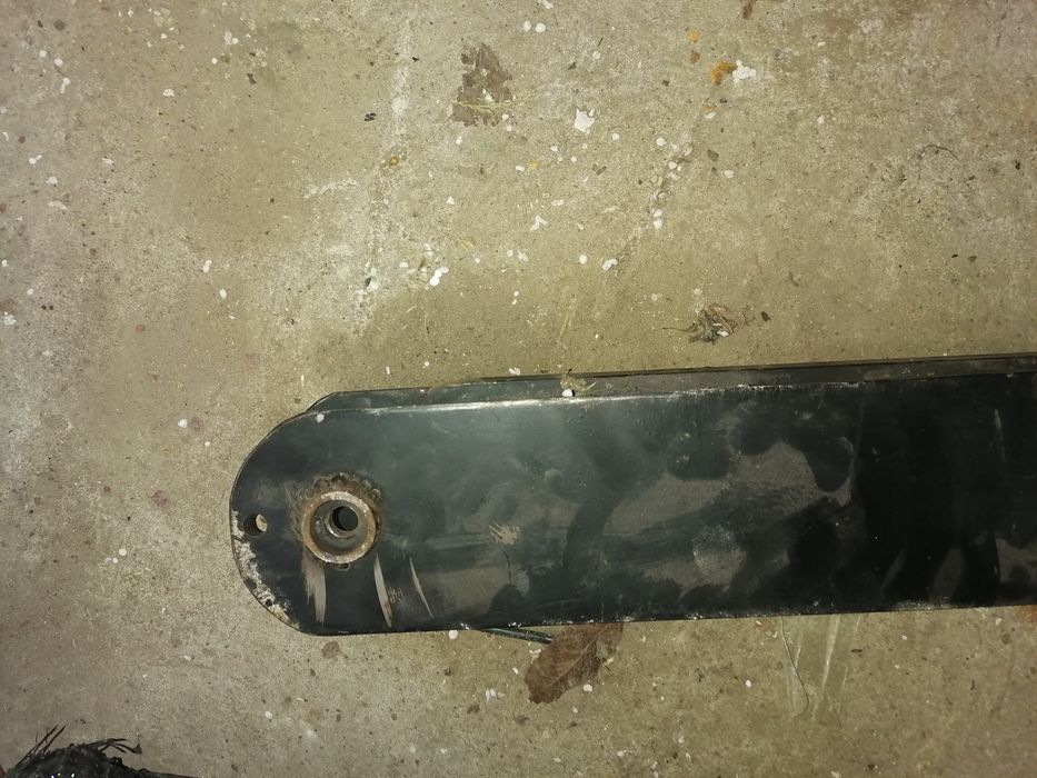 Prowadnica do koparki Barreto 912 Baretto koparka rolka kamien zębatka