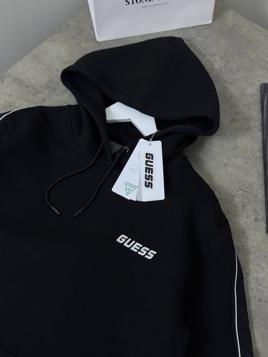 Худі  Guess з лампасами.