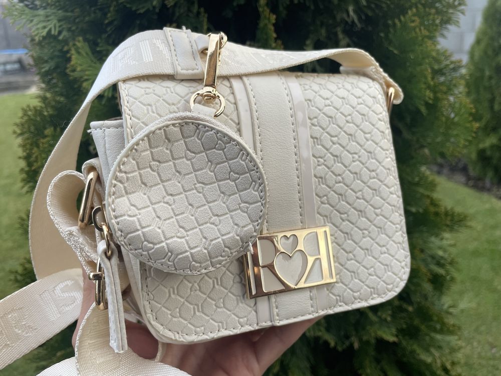Продам сумочку River Island