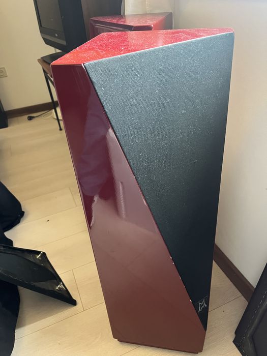 Colunas desenhadas por michel mytrik (focal)