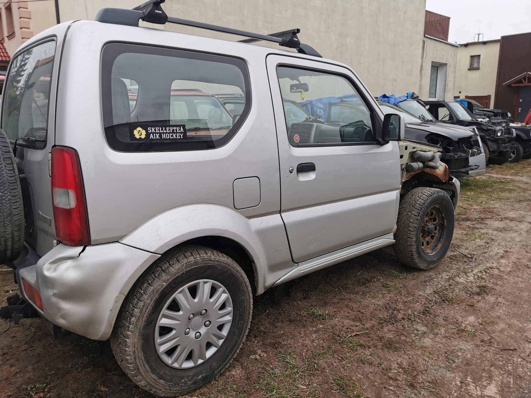 Suzuki Jimny -absolutnie wszystkie części, kompletny Silnik SOHC 1.3