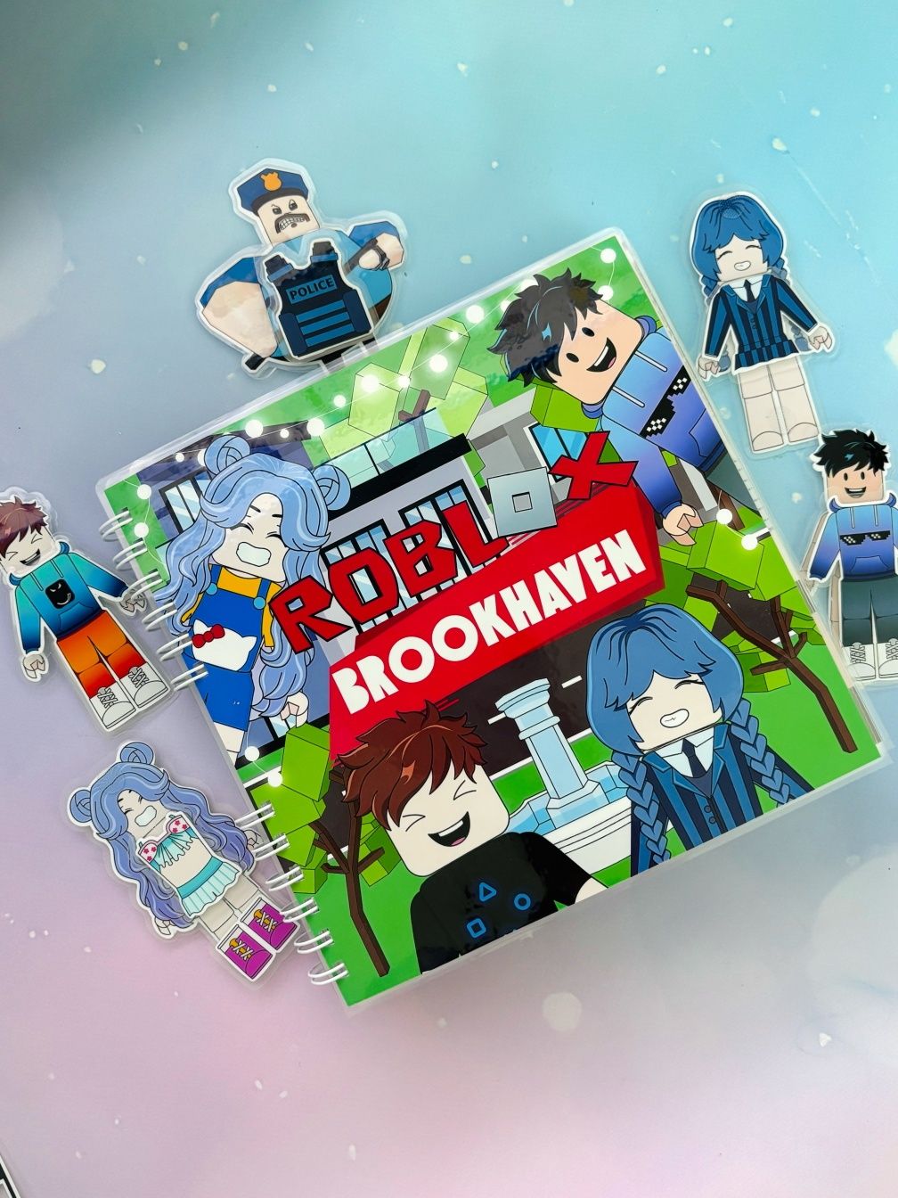 Роблокс roblox Brookhaven гра на липучках ліпучках книжка тока бока