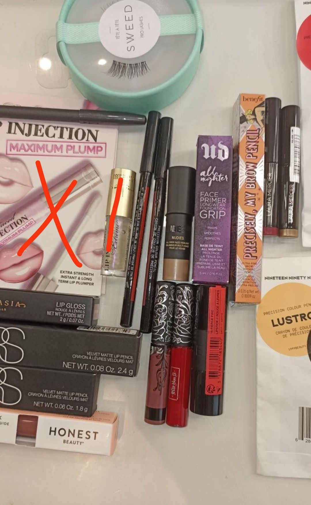 Anastasia nars Laura mac  Urban benefit tower beauty box zestaw