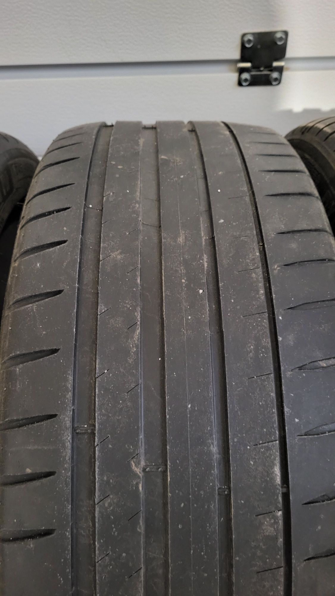 Michelin Pilot Sport 4 245/45/19 4szt.