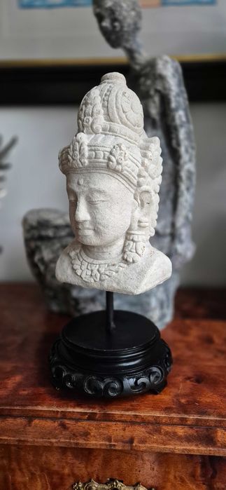 Rzeźba Bogini Płodności Dewi Sri Bali Buddha hinduizm medytacja unikat