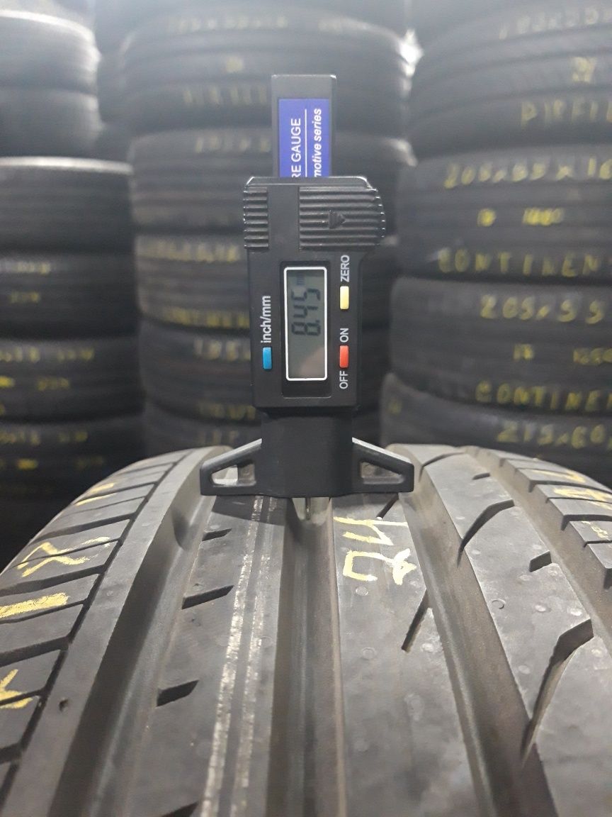 Шини літні Continental 215/55R18