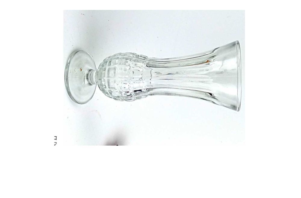 Vaso de vidro italiano vintage com bordas facetadas