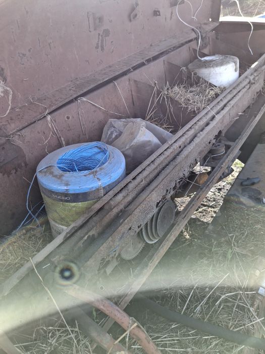 Прес-підбирач ПРФ-180