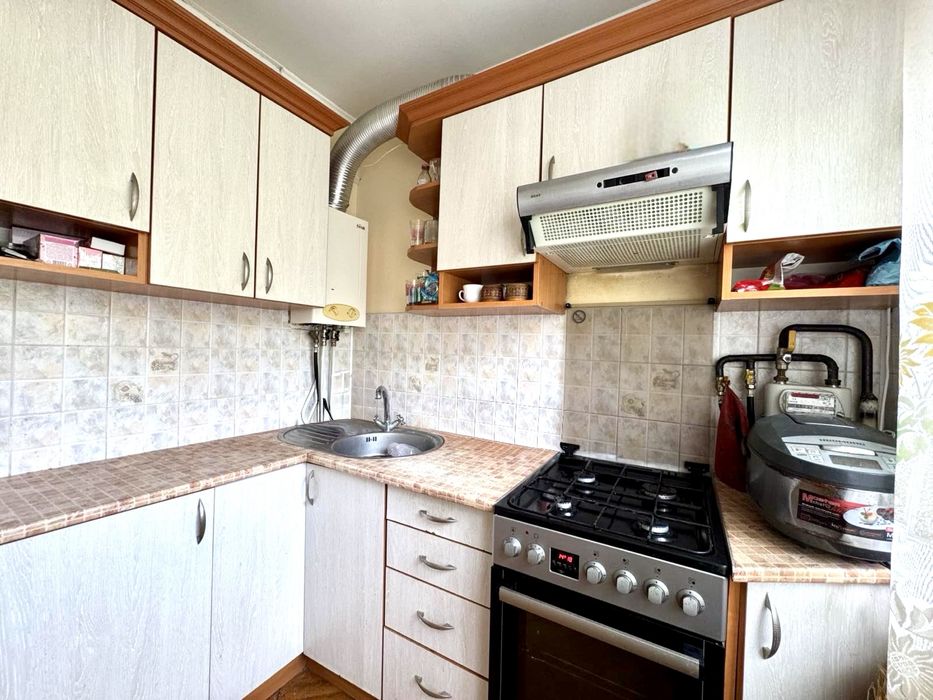 Продаж 3к мкрн. Дружба