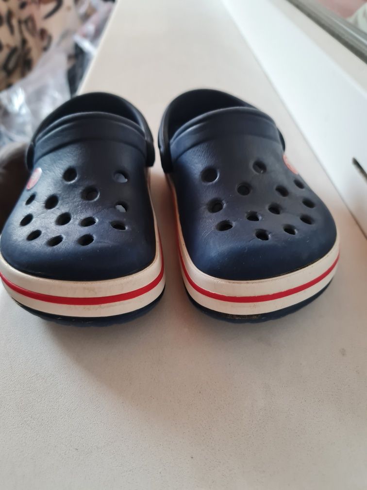 Crocs оригінал сандалі, босоніжки , шлепки