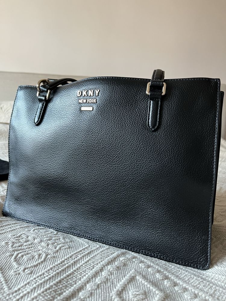 Czarna torebka shopper DKNY skóra