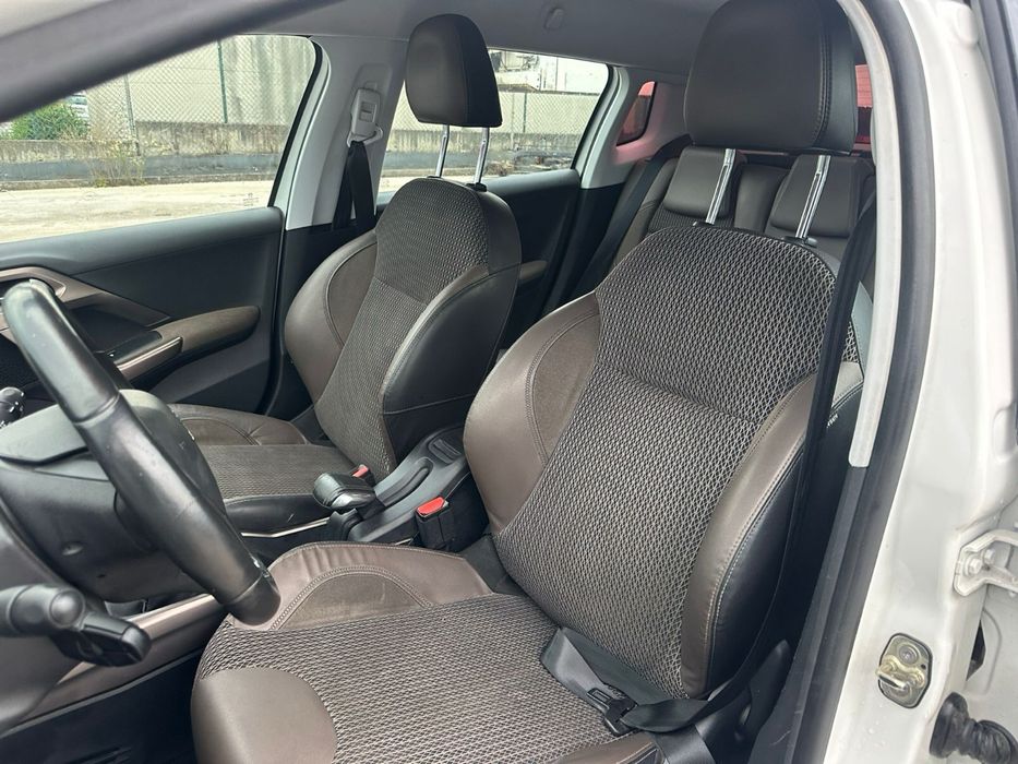 Peugeot 2008 1.2 Vti 2013