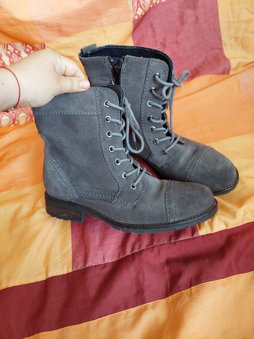 Ботінки жіночі, шкіряні